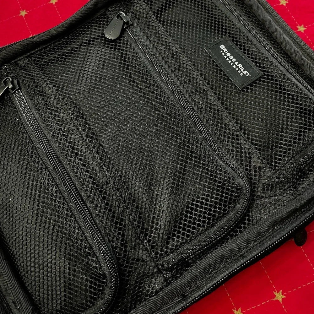 Briggs & Riley Travelware Hanging Toiletry Bag - Picture 2 of 8